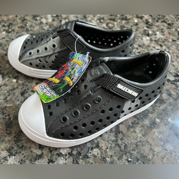 Skechers sport slip ons - Picture 3 of 3